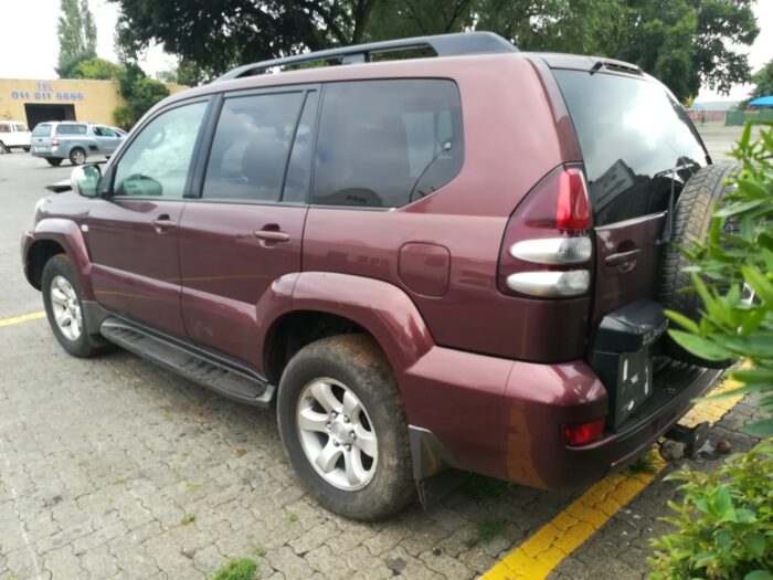 TOYOTA , PRADO VX 4 . 0 V 6 A / T , MAROON , 2006 ( 29356 ) - Image 6