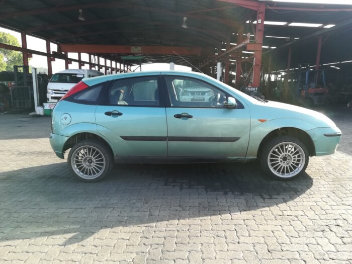 FORD , FOCUS , GREEN , 2001 ( 29372 ) - Image 3