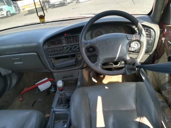 TOYOTA , CAMRY , RED , 1994 ( 29377 ) - Image 10