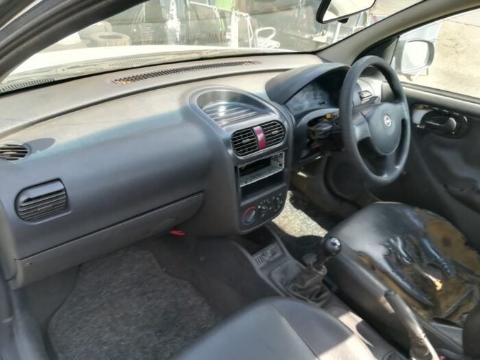 OPEL , CORSA UTILITY 1 . 7 D Ti P / U S / C , WHITE , 2008 ( 29391 ) - Image 9