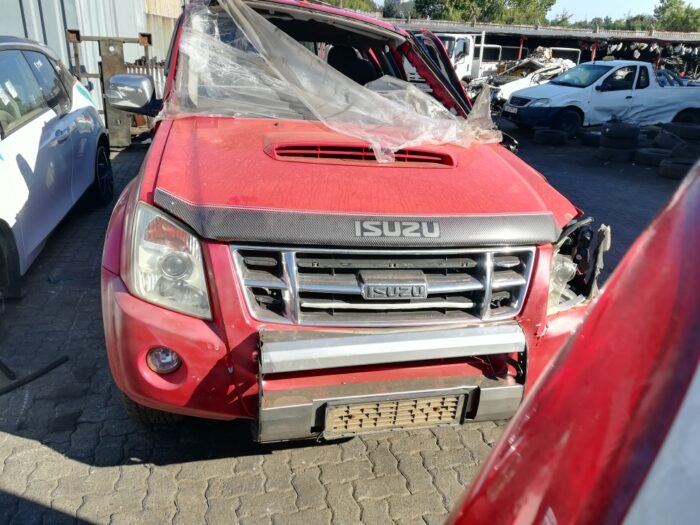 ISUZU , KB 300 TDI LX P / U D / C , RED , 2009 ( 29380 )