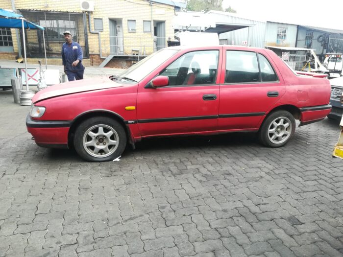 NISSAN , SENTRA 2 . 0 ST , RED , 1993 ( 29397 ) - Image 7