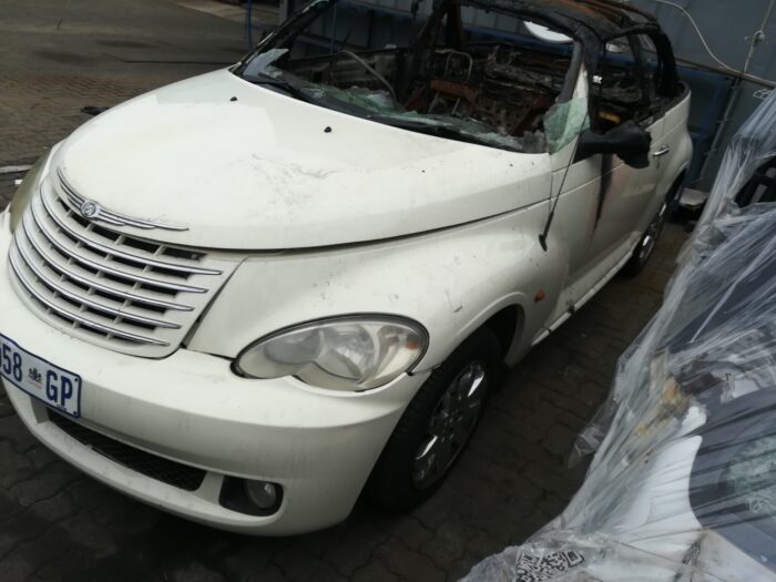 CHRYSLER , PT CRUISER 2 . 4 CABROLE , CREAM , 2007 ( 29406 ) - Image 8