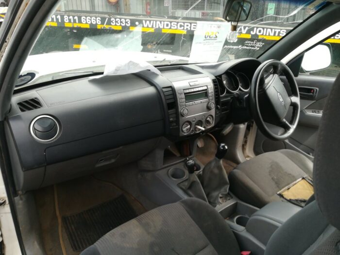 FORD , RANGER 3 . 0 TD Ci XLT 4 X 4 P / U SUP / CAB , WHITE , 2008 ( 29402 ) - Image 9