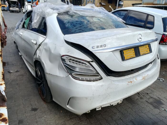 MERCEDES - BENZ , C 220 BLUETEC A / T W 205 , WHITE , 2016 ( 29409 ) - Image 6