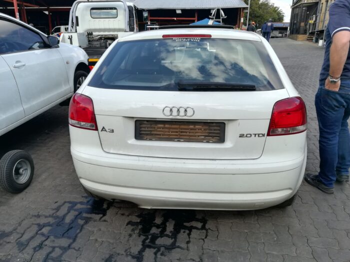 AUDI , A 3 2 . 0 F Si AMBITION , WHITE , 2004 ( 29407 ) - Image 5