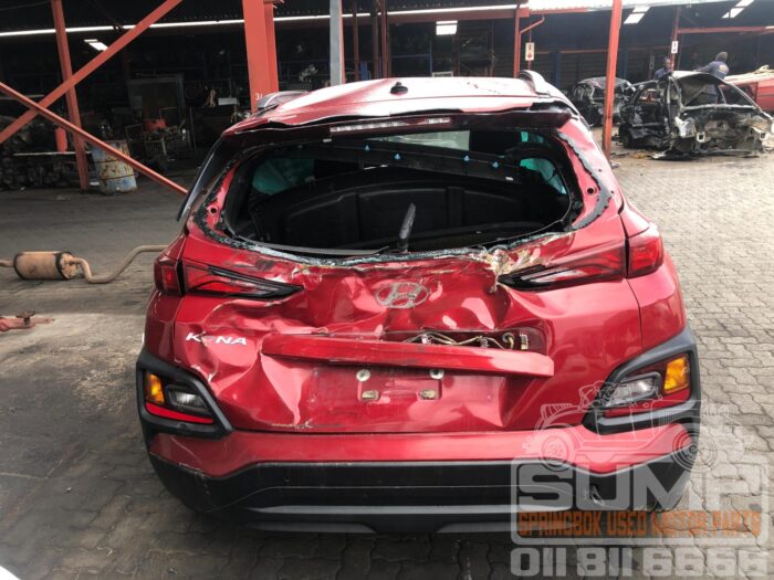 HYUNDAI , KONA 1 . 0 TGDI EXECUTIVE , MAROON , 2018 ( 30524 ) - Image 5