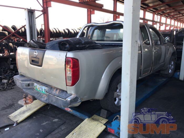 NISSAN , NAVARA 2 . 5 d Ci XE K / CAB 4 X 4 , GOLD , 2009 ( 29516 ) - Image 4