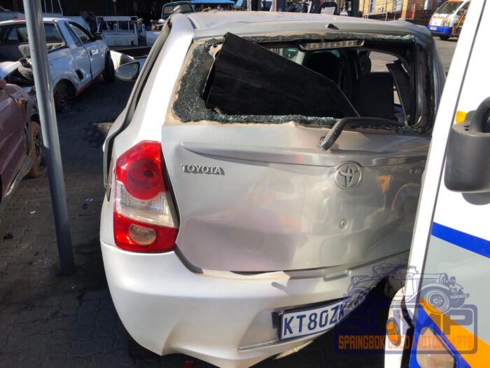 TOYOTA , ETIOS 1 . 5 Xs / SPRINT 5 Dr , GREY , 2014 ( 30039 ) - Image 5