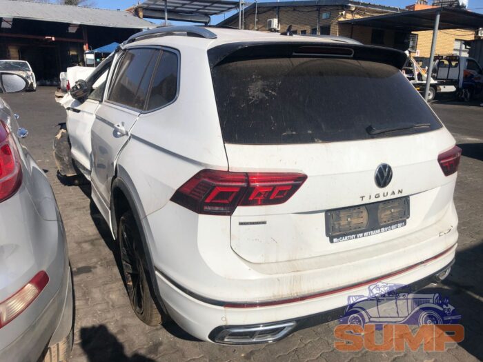 VOLKSWAGEN , TIGUAN ALLSPACE 1 . 4 TSI R - LINE DSG , WHITE , 2022 ( 29523 ) - Image 6