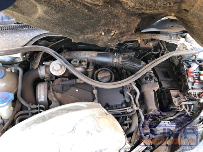 VOLKSWAGEN , JETTA V 1 . 9 TDI COMFORTLINE , WHITE , 2009 ( 29997 ) - Image 9