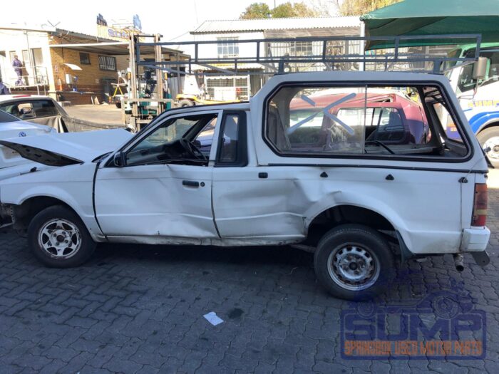 FORD , P 3 BANTAM 1 . 6 P / U S / C , WHITE , 2000 ( 29999 ) - Image 7