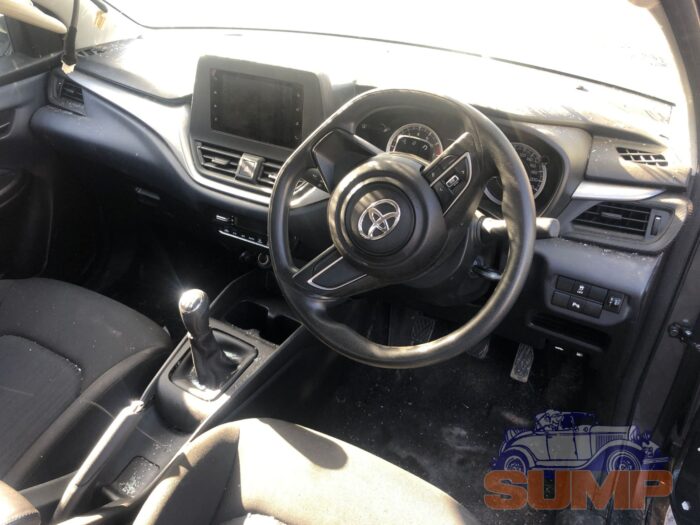 TOYOTA , STARLET 1 . 5 XI , CHARCOAL , 2022 ( 29520 ) - Image 10