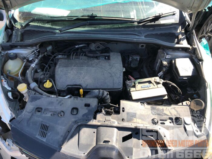 RENAULT , CLIO IV 1 . 2 AUTHENTIQUE , SILVER , 2014 ( 30543 ) - Image 11