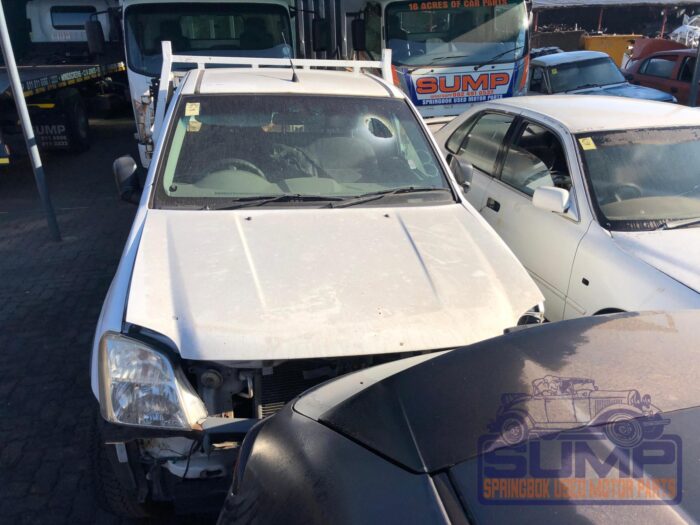 ISUZU , KB 250 Dc P / U S / C , WHITE , 2006 ( 29984 )