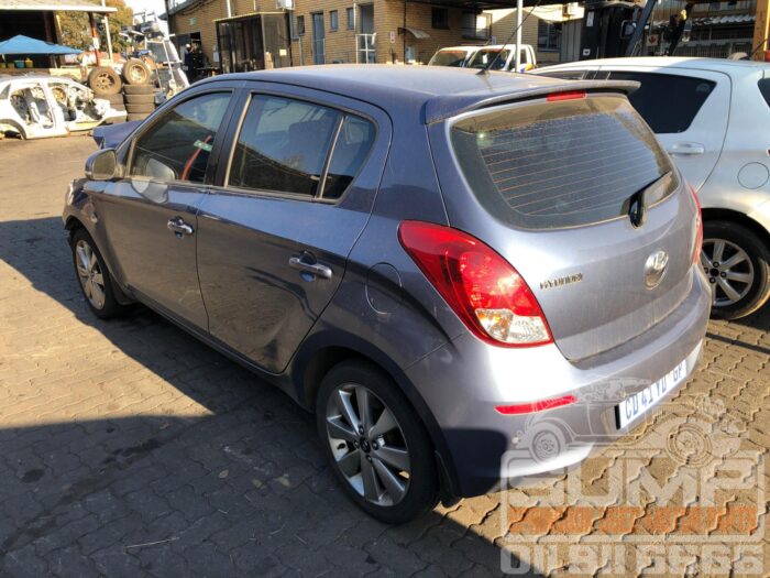 HYUNDAI , I 20 1 . 4 , BLUE , 2012 ( 30551 ) - Image 6