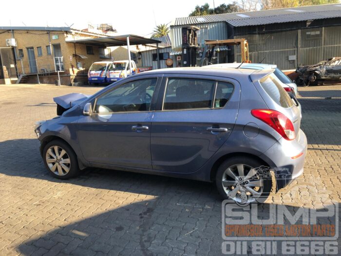 HYUNDAI , I 20 1 . 4 , BLUE , 2012 ( 30551 ) - Image 7