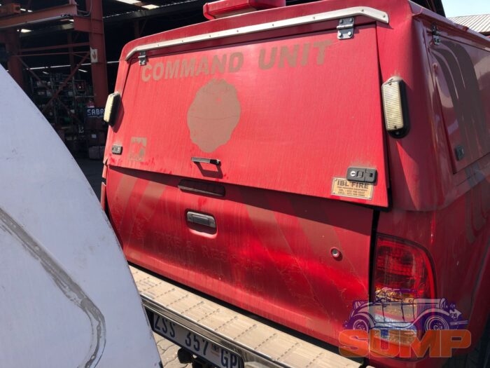 TOYOTA , HILUX 4 . 0 VVTI RAIDER RB A / T D / C , RED , 2010 ( 29533 ) - Image 5