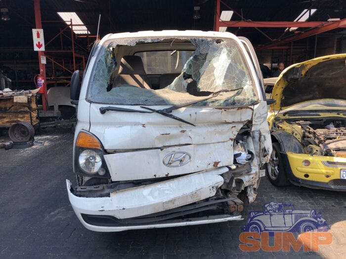 HYUNDAI , H 100 2 . 6 D F / C C / C , WHITE , 2017 ( 29534 )