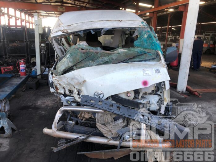 TOYOTA , QUANTUM 2 . 5 D - 4 D SESFIKILE 16 S , WHITE , 2020 ( 30574 )