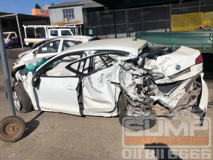 VOLKSWAGEN , JETTA 6 GP 1 . 2 T Si TRENDLINE , WHITE , 2015 ( 30577 ) - Image 7