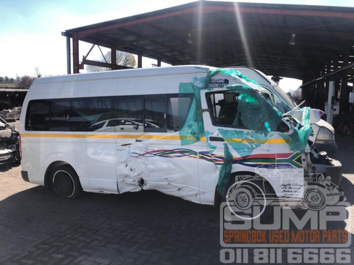 TOYOTA , QUANTUM 2 . 5 D - 4 D SESFIKILE 16 S , WHITE , 2022 ( 30572 ) - Image 3