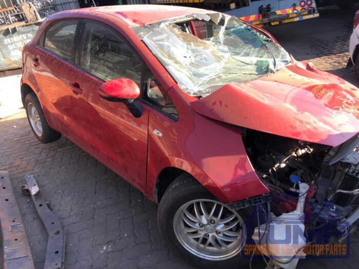 KIA , RIO 1 . 2 5 DR , RED , 2011 ( 30069 ) - Image 4