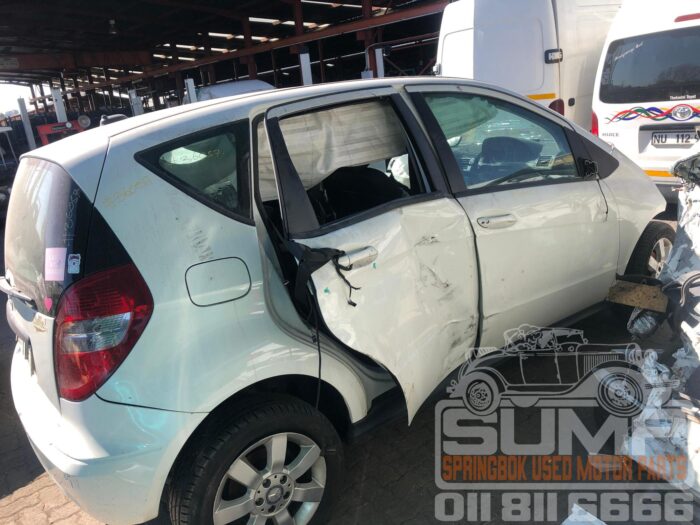 MERCEDES - BENZ , A 180 W 169 A / T , WHITE , 2011 ( 30584 ) - Image 3