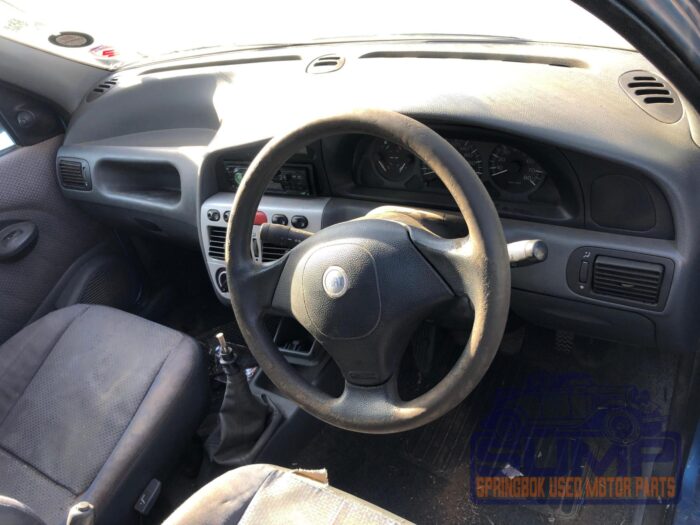 FIAT , PALIO 1 . 2 EL 5 Dr , BLUE , 2003 ( 30073 ) - Image 6