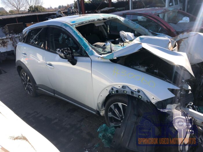 MAZDA , CX - 3 2 . 0 INDIVIDUAL A / T , CERAMIC , 2015 ( 30060 ) - Image 4