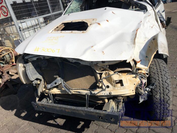 TOYOTA , HILUX 3 . 0 D - 4 D RAIDER R / B P / US / C , WHITE , 2013 ( 30067 )