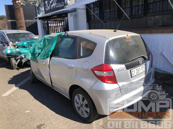 HONDA , JAZZ 1 . 5 A / T , SILVER , 2012 ( 30585 ) - Image 6