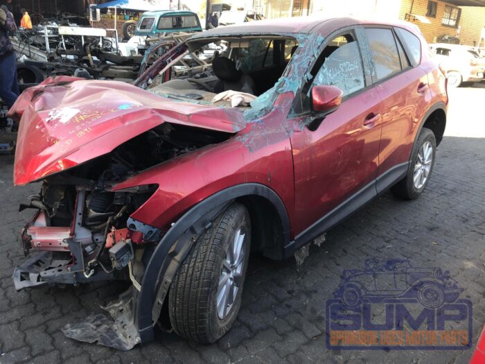 MAZDA , CX 5 2 . 0 , RED , 2017 ( 30049 ) - Image 3