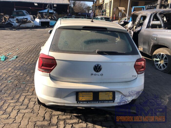 VOLKSWAGEN , POLO 1 . 0 TSI COMFORTLINE , WHITE , 2021 ( 30061 ) - Image 2