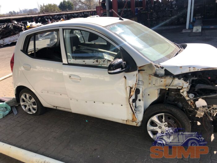 HYUNDAI , i 10 1 . 1 GLS / MOTION , WHITE , 2018 ( 29559 ) - Image 3