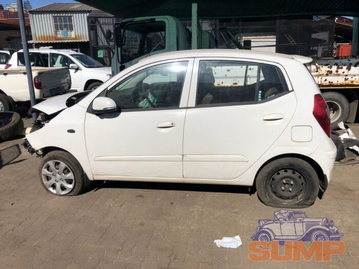 HYUNDAI , i 10 1 . 1 GLS / MOTION , WHITE , 2018 ( 29559 ) - Image 7