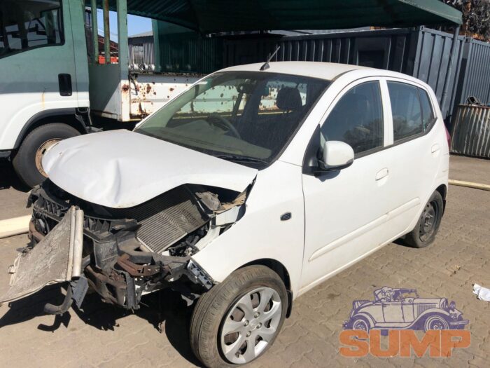 HYUNDAI , i 10 1 . 1 GLS / MOTION , WHITE , 2018 ( 29559 ) - Image 8