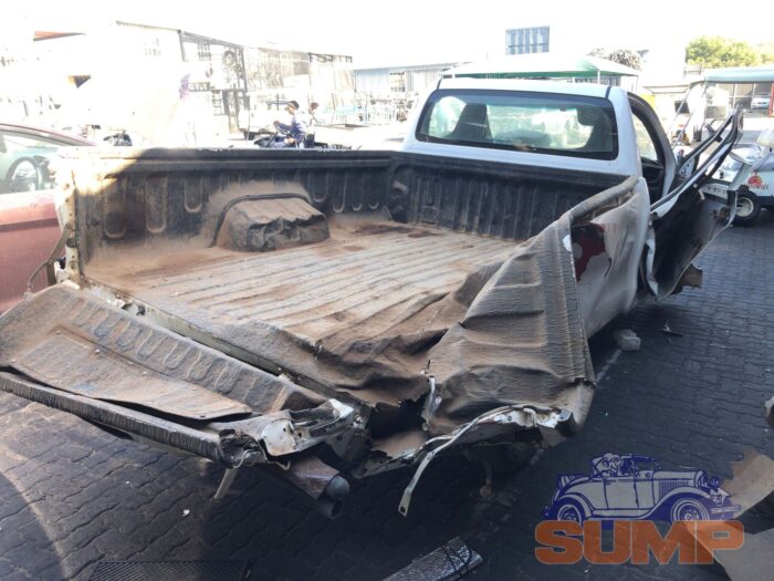 TOYOTA , HILUX 2 . 4 GD S A / C P / U S / C , WHITE , 2021 ( 29549 ) - Image 4
