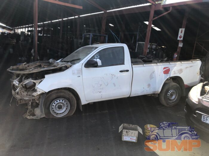 TOYOTA , HILUX 2 . 4 GD S A / C P / U S / C , WHITE , 2021 ( 29549 ) - Image 7
