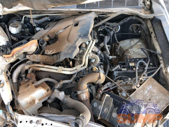 TOYOTA , HILUX 2 . 4 GD S A / C P / U S / C , WHITE , 2021 ( 29549 ) - Image 9