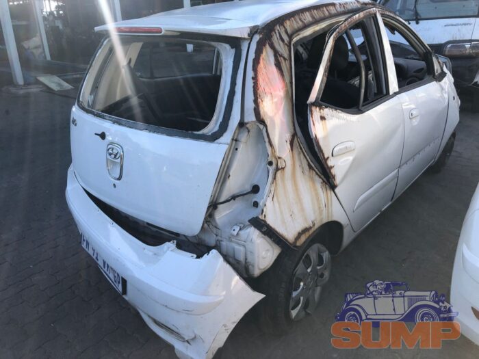 HYUNDAI , i 10 1 . 1 GLS / MOTION , WHITE , 2018 ( 29560 ) - Image 4