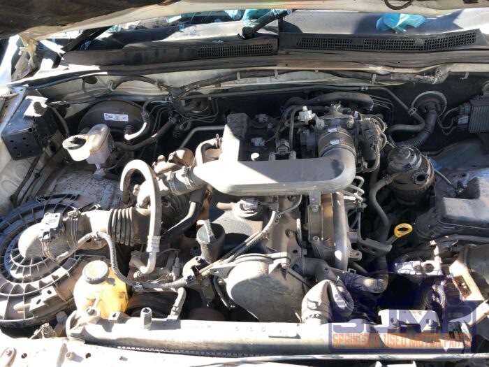 TOYOTA , HILUX 2 . 5 D - 4 D P / U S / C , WHITE , 2011 ( 30071 ) - Image 8