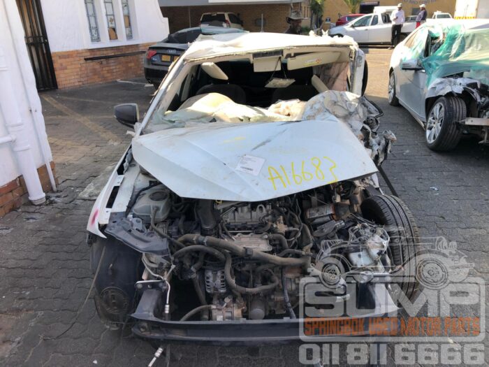 VOLKSWAGEN , POLO 1 . 0 TSI TRENDLINE , WHITE , 2021 ( 30595 )