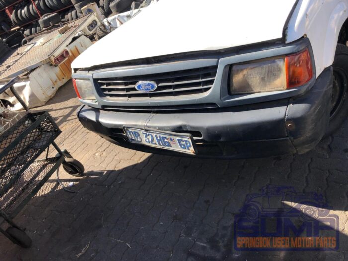 FORD , COURIER 1800 LWB P / U S / C , WHITE , 1999 ( 30078 )