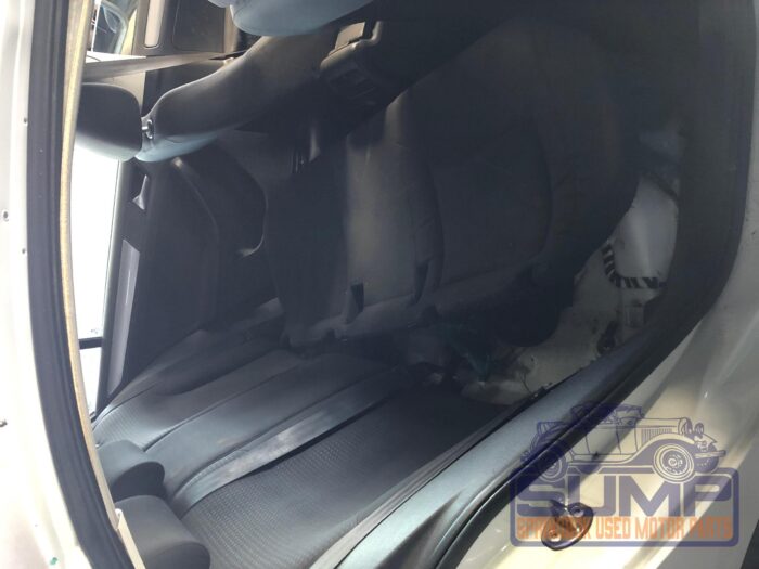 VOLKSWAGEN , JETTA GP 1 . 2 T Si TRENDLINE , WHITE , 2015 ( 30050 ) - Image 7