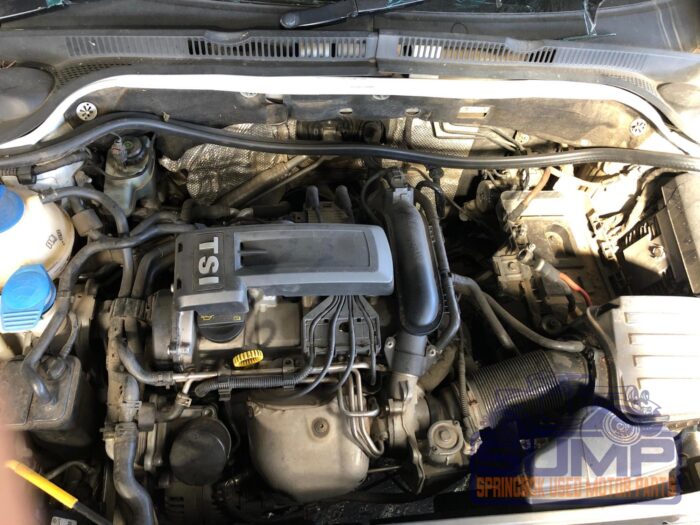 VOLKSWAGEN , JETTA GP 1 . 2 T Si TRENDLINE , WHITE , 2015 ( 30050 ) - Image 8