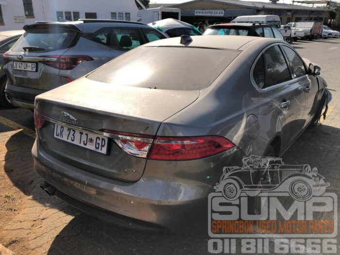 JAGUAR , XF 2 . 0 D PRESTIGE , GRAY , 2017 ( 30567 ) - Image 4