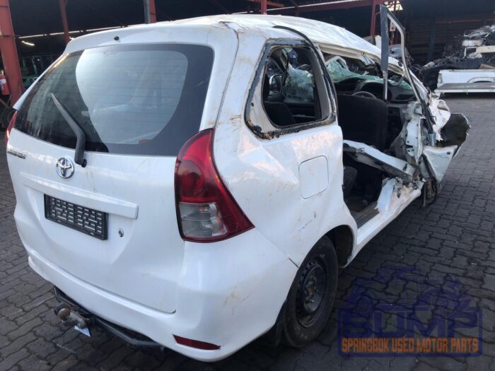 TOYOTA , AVANZA 1 . 5 , WHITE , 2015 ( 30094 ) - Image 4