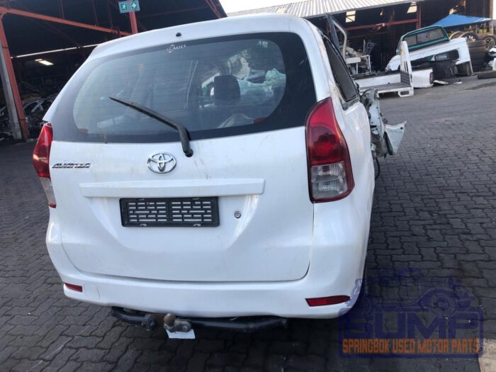 TOYOTA , AVANZA 1 . 5 , WHITE , 2015 ( 30094 ) - Image 5