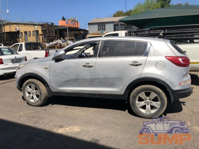 KIA , SPORTAGE 2 . 0 IGNITE , SILVER , 2010 ( 29568 ) - Image 7